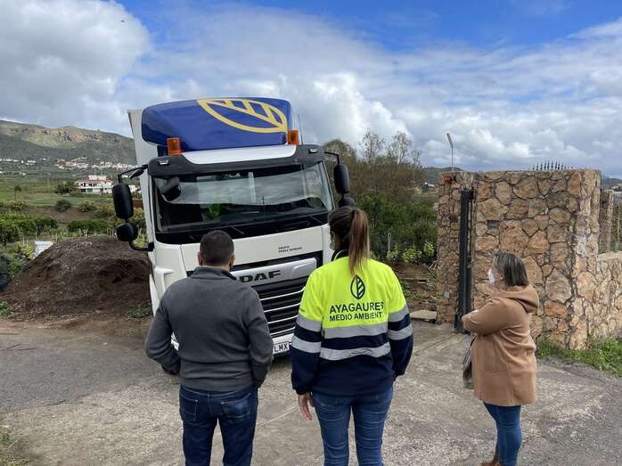 Reparto de compost/TA.